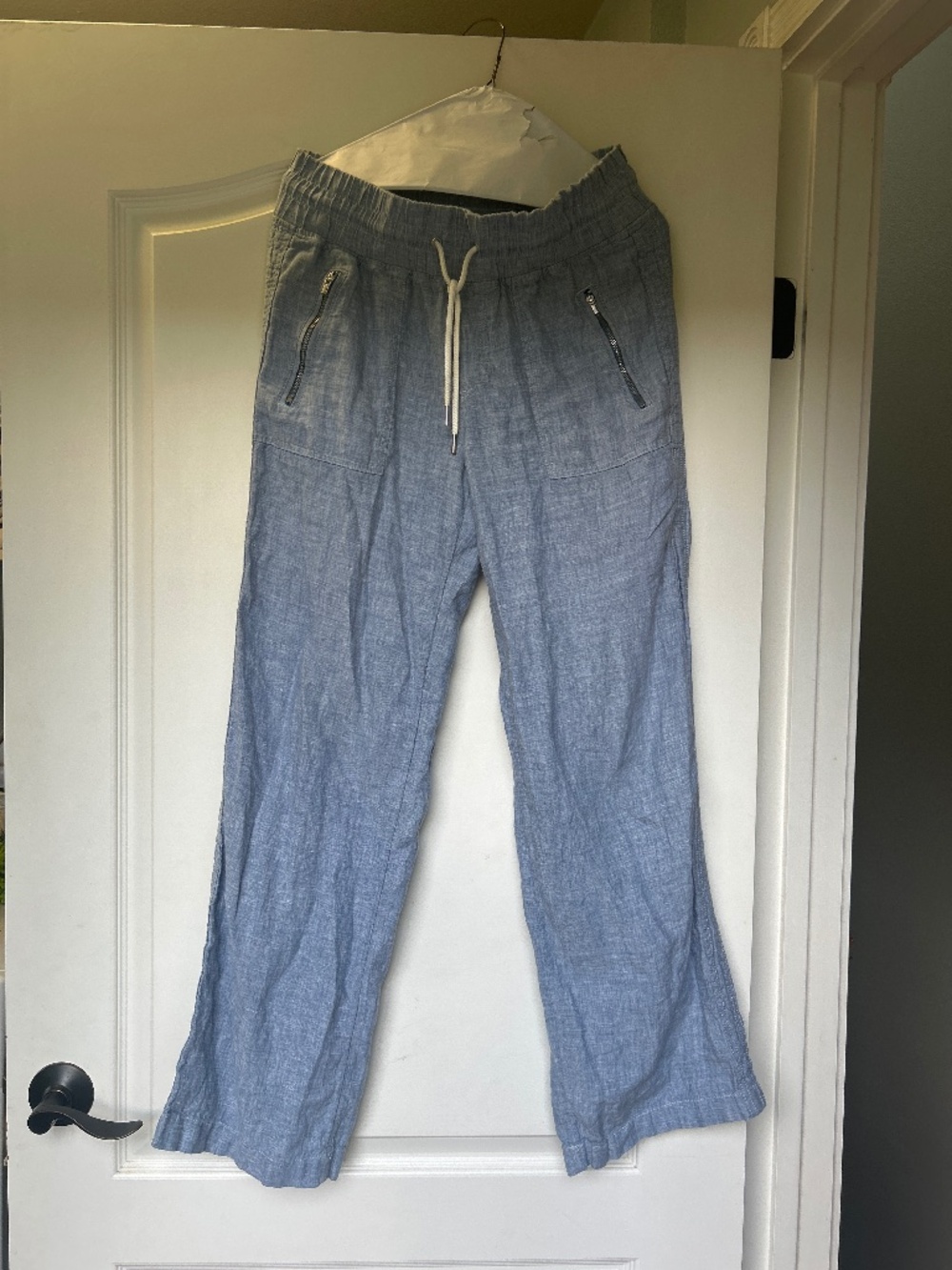 Athleta light Blue linen Casual Pants size 6